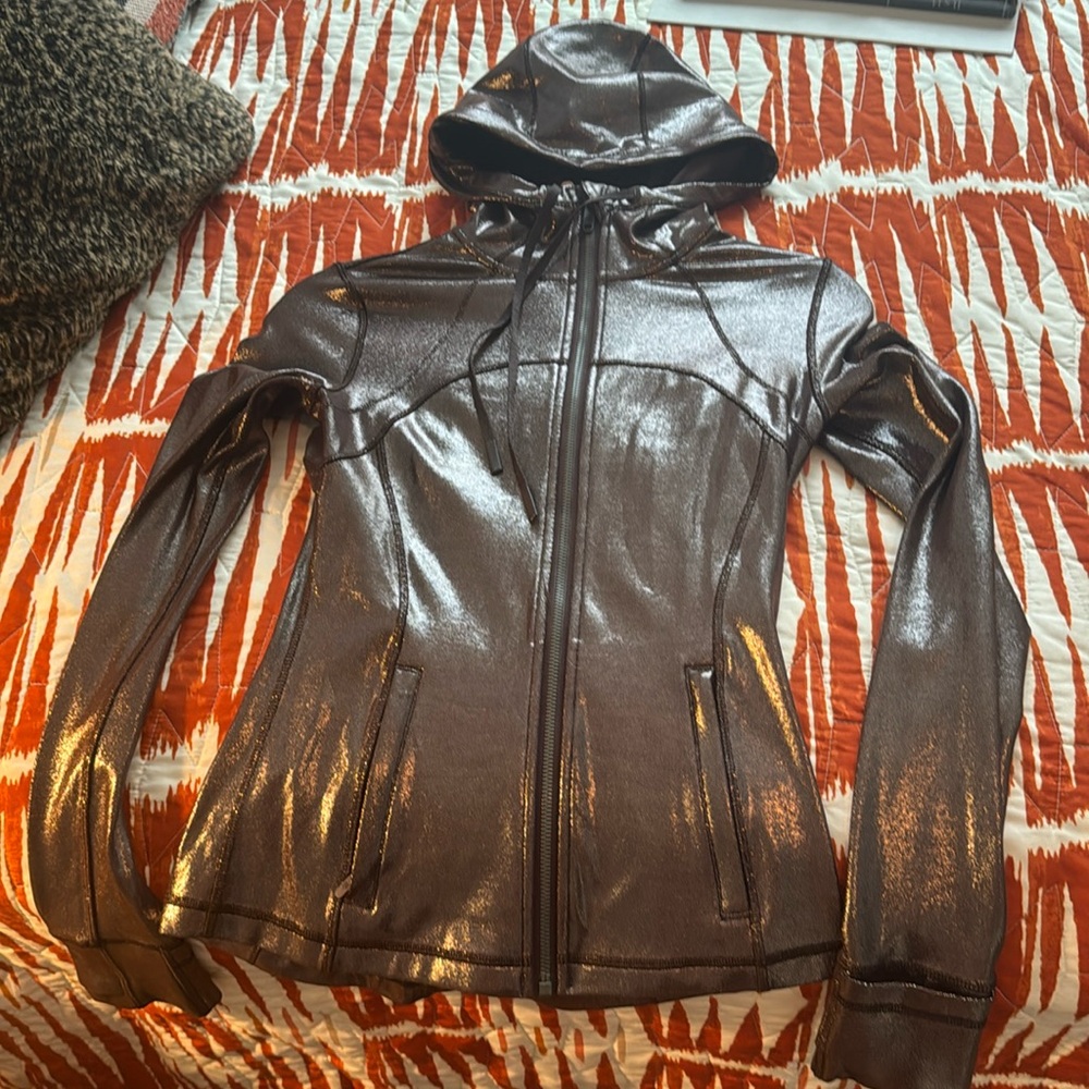 Lululemon hooded Define Jacket - Radiate foil